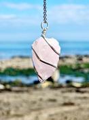 Rose Quartz Crystal Point Pendant Necklace Natural Stone Vintage Jewellery image