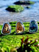 Shinning Stone Ring Bezel Setting Adjustable Unisex Blue Red Black Amber Triangular shape Platinum plated image