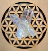 ANGEL AURA CRYSTAL QUARTZ POINT RAINBOW MULTICOLOUR image