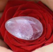 Rose Quartz Crystal Egg Carving Natural Stone ±6cm image