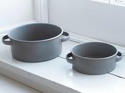 Round Pet Bowl In Charcoal Coated Steel image