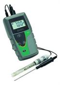 Thermo Scientific Eutech™ pH 501+ Meter with ATC Probe image