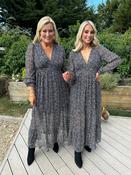 Maple Dress Black image