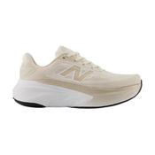 Women’s New Balance Fresh Foam More V6