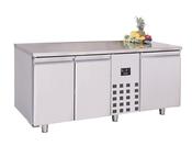 700 REFRIGERATED COUNTER 3 DOORS MONO BLOCK