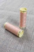 Gutermann Sew All Thread Col. 165 (Peach) image