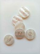 Pearly 2-hole buttons with engraved/embossed design (23mm) image