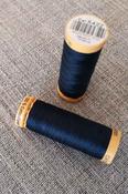 Gutermann Cotton Thread #5422 (navy) image