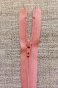 Nylon dress and skirt zips: pinks/reds - Dusky Pink (YKK) / 22" (56cm) image