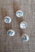 Baby shark buttons (15mm) image
