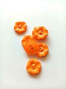 Chunky flower shape buttons (22mm) - Orange image
