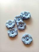 Chunky flower shape buttons (22mm) - Pale Blue image