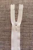 Nylon dress and skirt zips: cream/beige/brown - Ivory (YKK) / 16" (40cm) image