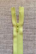 Nylon dress and skirt zips: greens - Meadow (YKK) / 22" (56cm) image