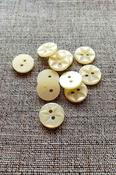 Polyester star buttons (11mm, 14mm) - Cream / 11mm image
