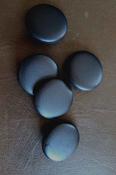 35mm plastic shank 'pebble' buttons (4 colours) - Black / pack of 5 image