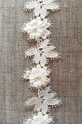 Guipure -3D with bead (42mm, off white) image