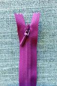 Concealed/invisible zips: pinks/reds - Dark Fuchsia (YKK) / 9" (23cm) image