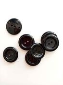 High shine 2-hole Italian rimmed buttons - Black / 23mm image