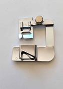 Snap-on 3/4" (18mm) wide rolled hem presser foot image