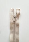 Nylon dress and skirt zips: cream/beige/brown - Ecru (light beige) / 8" (20cm) image