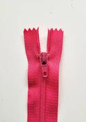 Nylon dress and skirt zips: pinks/reds - Raspberry Pink / 8" (20cm) image