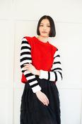 10082 Sweaters
