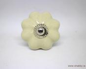 KOH00073 Shabby Light Cream Pumpkin Knob