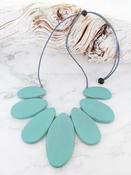 Wooden Oval Fan Necklace Mint image