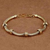 Kamile Gold Bracelet image