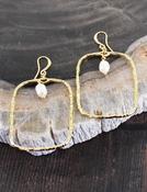 Hammered Rectangular Earrings with Drop Pearl - Gold Plated image