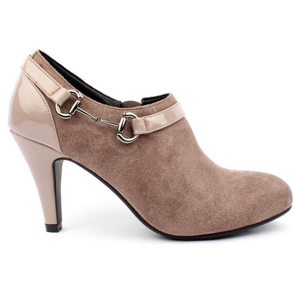 Redz shoes top amazon