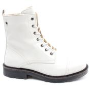 Amy huberman white boots discount