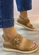 XTI - tan sandal