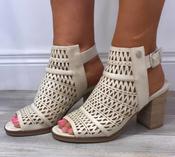XTI - beige block heel image