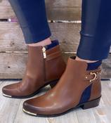 Caprice - tan/navy boot image