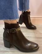 Millie &amp;amp; Co - Brown block heel boot