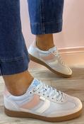 XTI - Blue/Pink trainer image