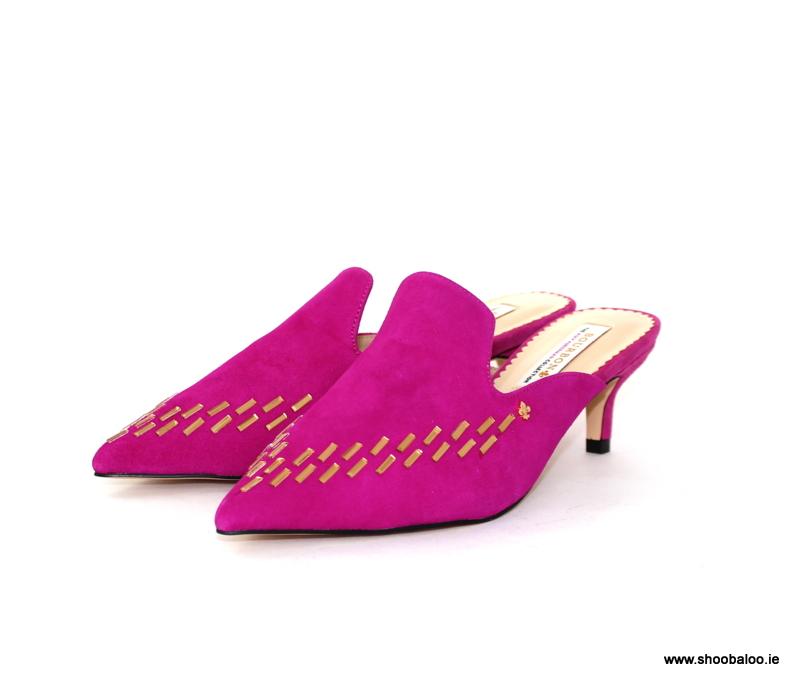 Amy huberman pink boots discount