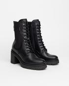 Nero Giardini lace up boot with heel