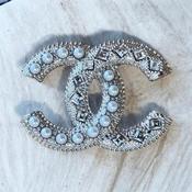 Silver Diana brooch image