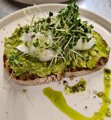 Eggs Over Avo