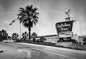Eamon Carr - Holiday Inn sign, Texas, March 1978