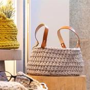 Hooked DIY Crochet Kit Zpagetti Basket Panama Beige