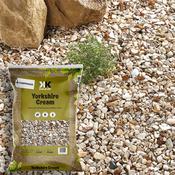 Kelkay Yorkshire Cream Chippings 25Kg image