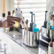 Joseph Joseph Easystore Luxe Toothbrush Caddy Steel