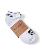 SALTROCK Sneaker Ankle Socks in White image