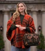 Lambswool Cape Col: 633