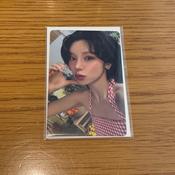 ITZY JYP ポップアップ トレカ 1万円特典 イェジ 即購入可能まとめ買いお値下げ可能✳︎まとめ買い希望の場合、希望のお値段でまとめ