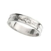 Ladies Flat Celtic 18kt White Gold Claddagh Wedding Band image